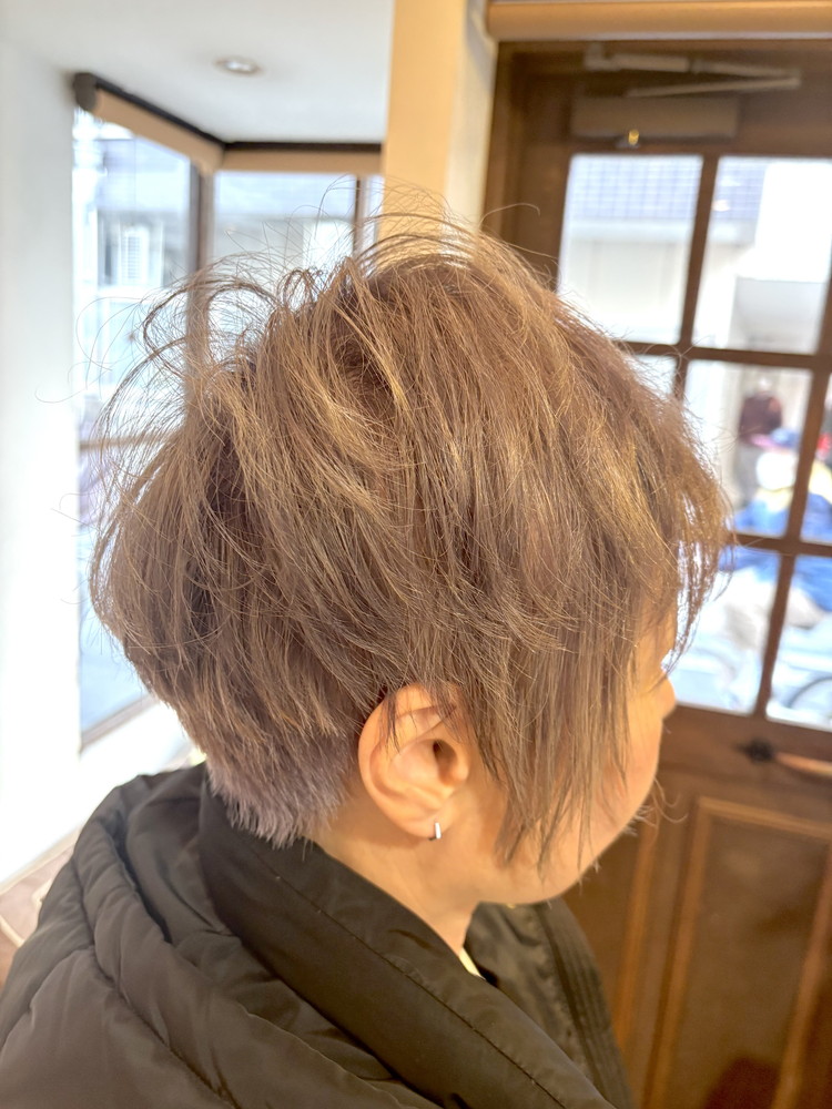 50代 ハンサムショート×髪質改善白髪ぼかし