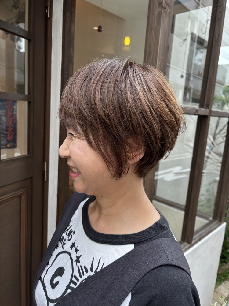 50代 くびれショート