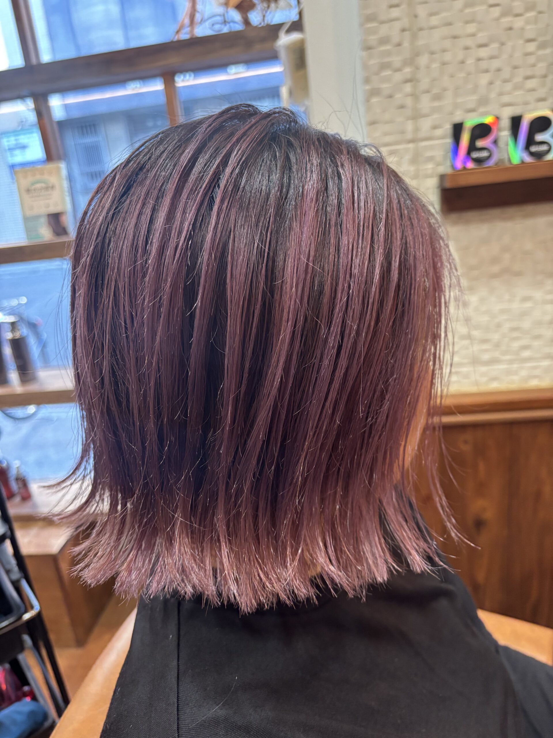 40代：ハイブリーチでカラーも入らないくらいのダメージ→Mahoカラーで色味もしっかり入り、髪の質感アップ